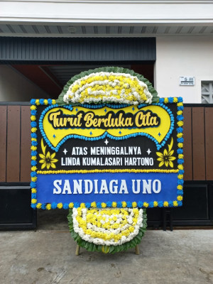 Papan Bunga Duka di Kuta Makmur