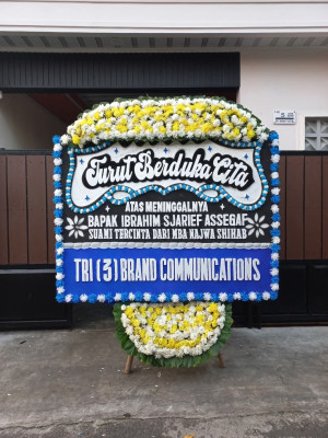 Papan Bunga Duka di Kuta Makmur